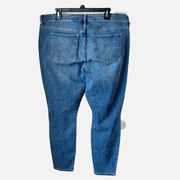 NWT GAP Curvy Ripped Skinny Jeans Size 18 - Picture 4 of 4